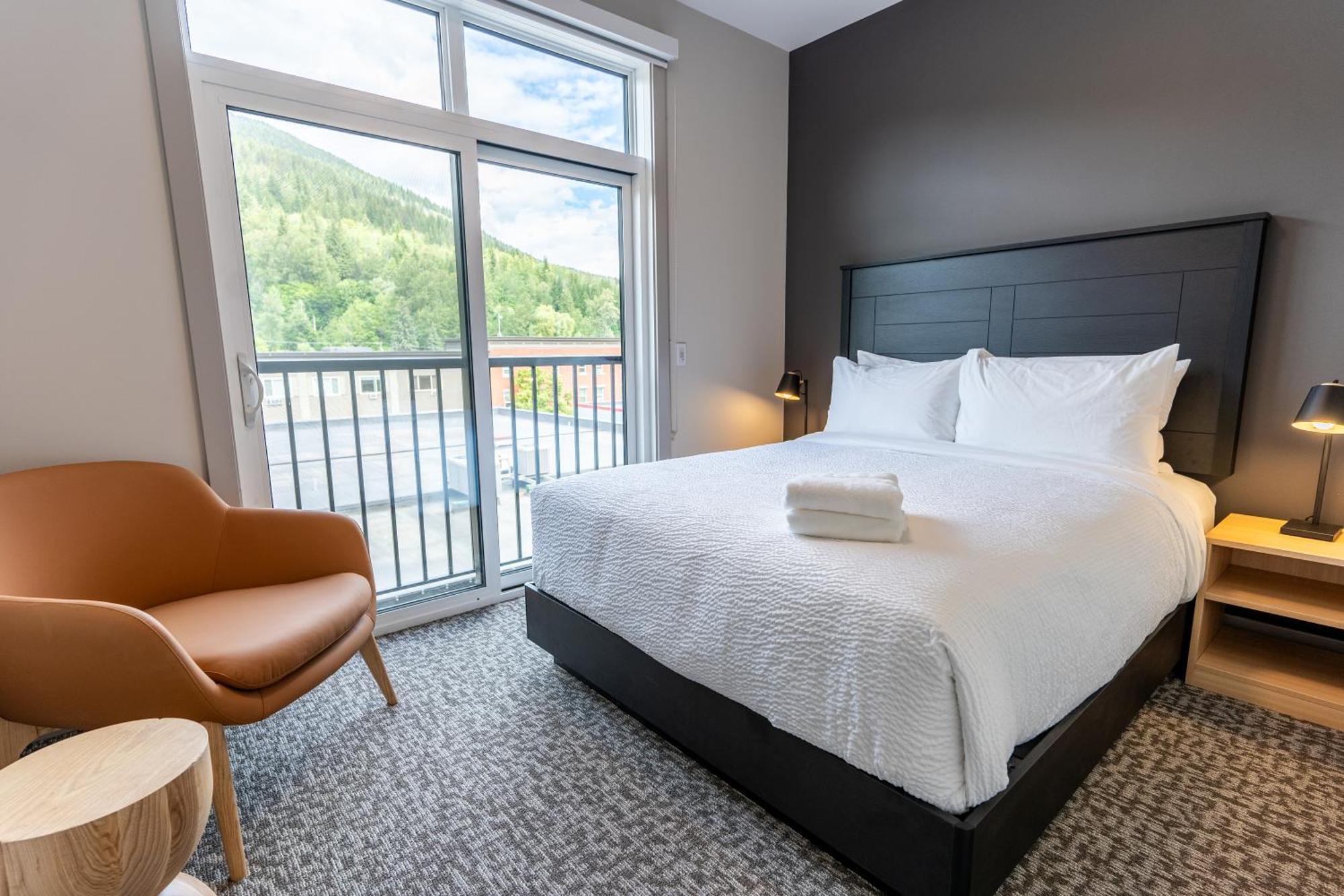 Basecamp Suites レベルストーク エクステリア 写真