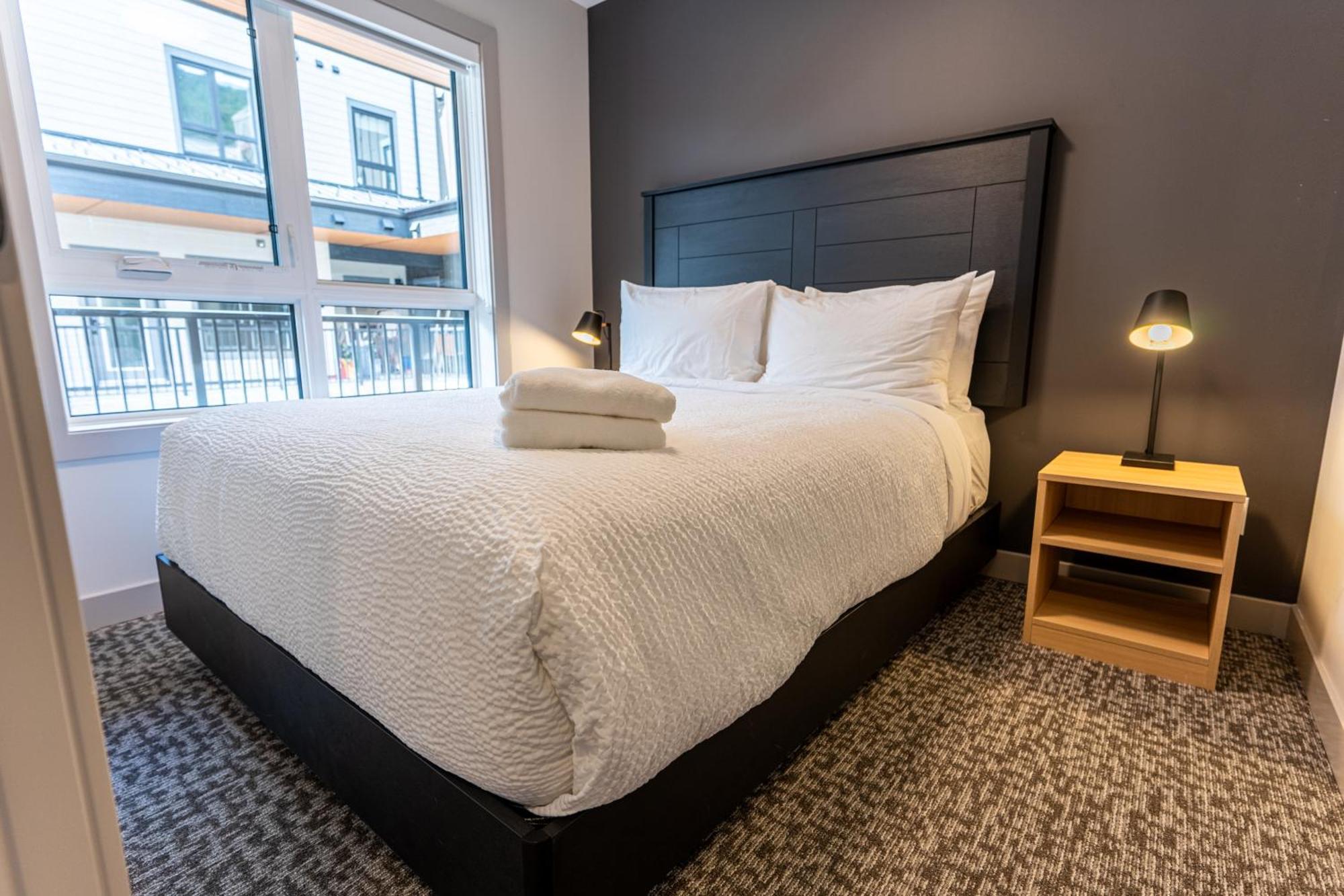 Basecamp Suites レベルストーク 部屋 写真